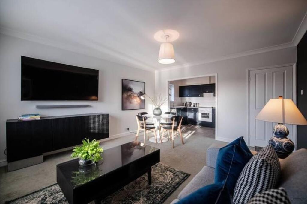 Apartment Summertown Modern