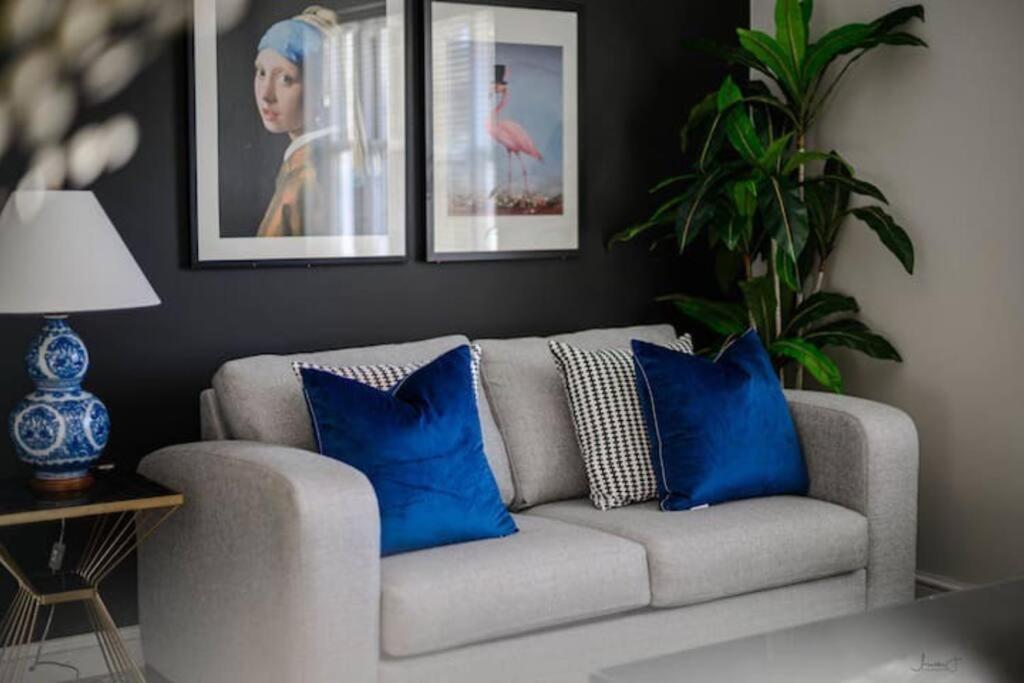 Summertown Modern Apartment