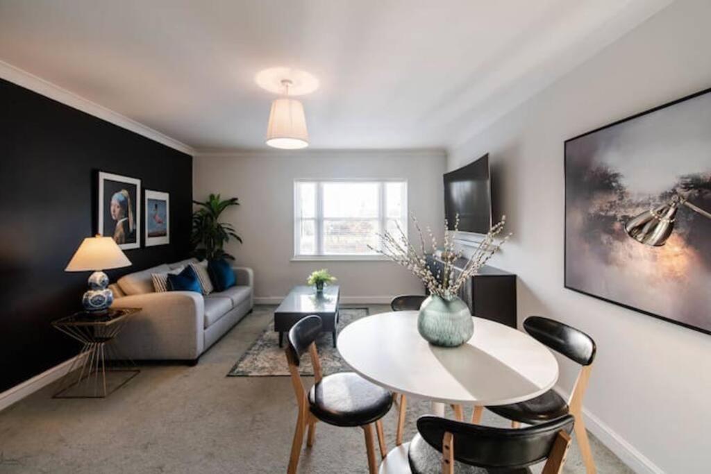 Summertown Modern Apartment